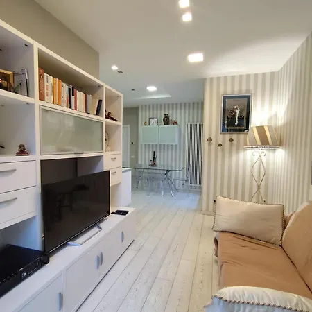 Casa Vacanze Orchidea Apartment
